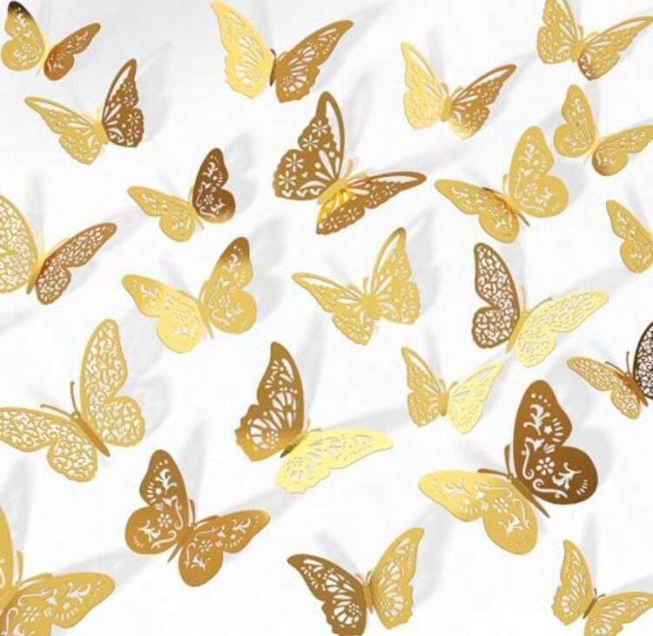 Mariposa Decorativa Dorada 🦋✨